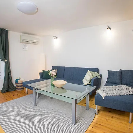 2bd In Heart Of Top Location Plovdiv